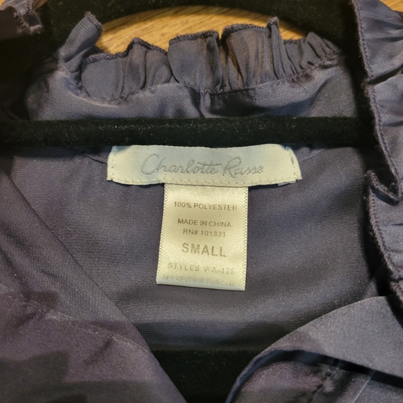 Charlotte Russe Victorian Style Short Sleeve Button Down Shirt - Picture 4 of 5